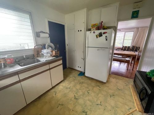 2843 Dow St, Honolulu HI 96817-1133 exterior