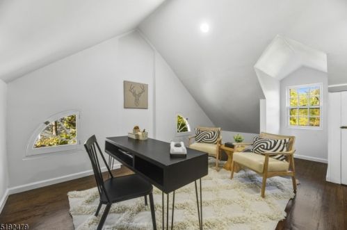 77 Durand Rd, Maplewood NJ 07040-2103 exterior