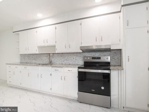 824 Chestnut St, Lancaster PA  17602-3128 exterior