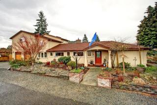 16200 16 Ave, Seattle WA  exterior