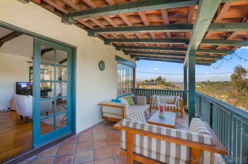 4875 Alder Dr, San Diego CA  92116-2325 exterior