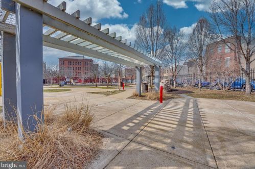 1333 2nd St, Philadelphia PA 19122-0033 exterior