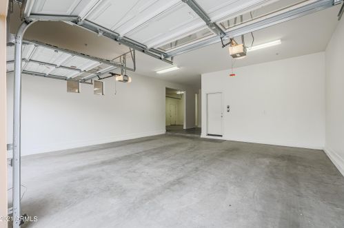 25422 50 Dr, Phoenix AZ 85031-1324 exterior