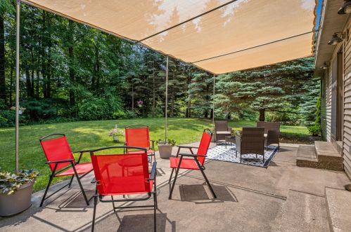 5826 Martin Rd, Meskegon MI 49441-5602 exterior