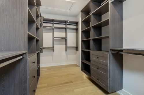 1323 Nelson St, Chicago IL 60657-3103 exterior