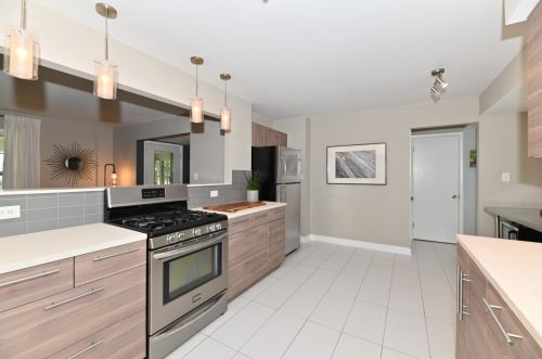 3700 Brook Pl, Milwaukee WI 53235-4206 exterior