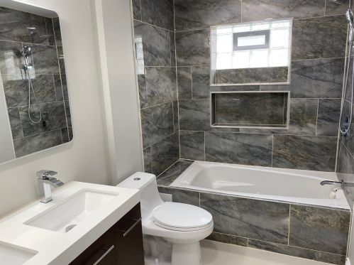 12528 Harvard Ave, Chicago IL 60628-7222 exterior