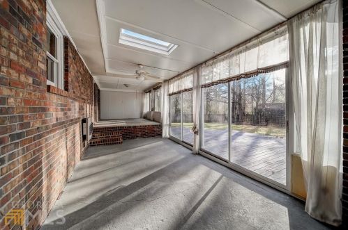 2128 Rockdale Cir, Lithonia GA 30078-3450 exterior