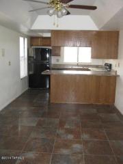 2457 Ironwood Ridge Dr, Tucson AZ  85745-1366 exterior