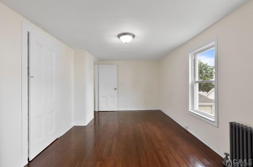 251 Handy St, New Brunswick NJ  08901-2943 exterior