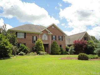 95 Wooded Lake Dr, Apex, NC 27523-6045