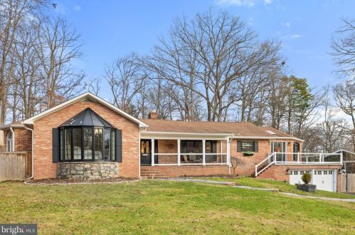 5213 Clinton Rd, Alexandria, VA 22312-2144