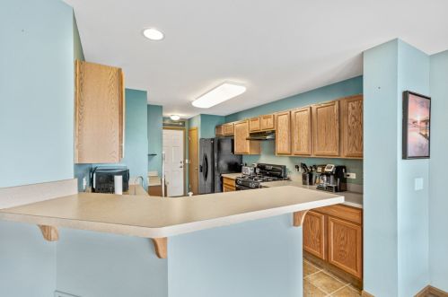 1553 Brompton Ln, Bull Valley IL 60014-2033 exterior