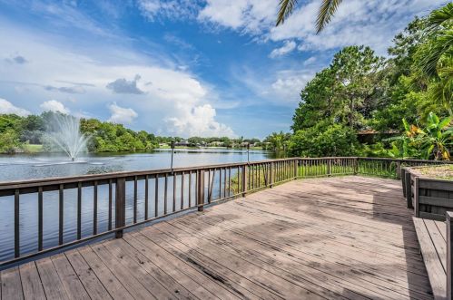 8201 Kirkwood Dr, Tampa FL  33634-2238 exterior