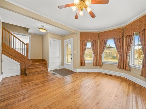 2226 Kedvale Ave, Chicago IL 60629-5708 exterior