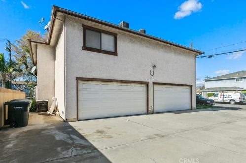 17136 Woodruff Ave, Bellflower CA 90706-3237 exterior