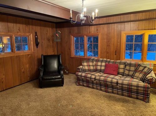 121 Sycamore Dr, Pittsburgh PA 15235-1965 exterior