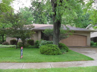 7671 Cecelia Dr, Cleveland, OH 44134-6538