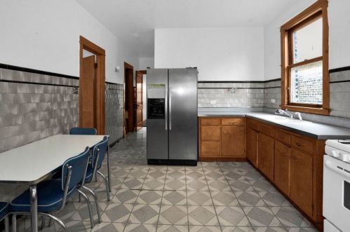 4445 Altgeld St, Chicago IL 60639-1903 exterior