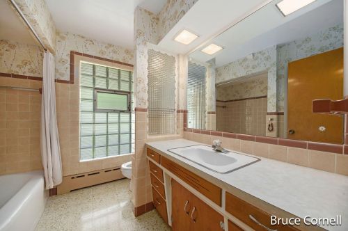 1056 60 St, Grand Rapids MI 49508-7069 exterior