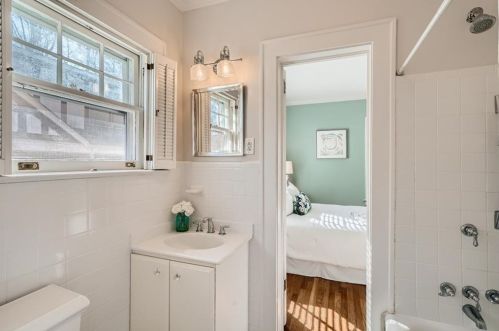 1776 Clifton Rd, Atlanta GA 30307-1252 exterior