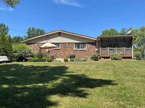 4622 Dorbendale Ct, Saint Louis, MO 63128-2207