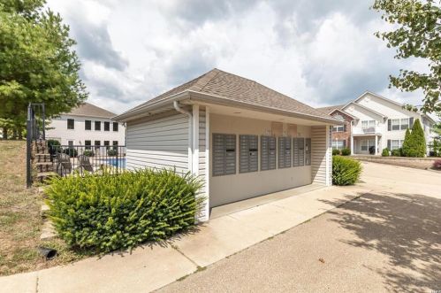 1776 Lexington Pl, Herculaneum MO 63048-1589 exterior