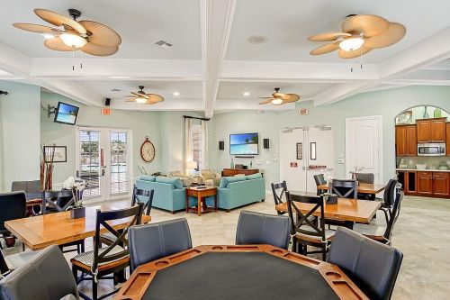 9979 Stonegate Dr, Fort Pierce FL 34987-2423 exterior