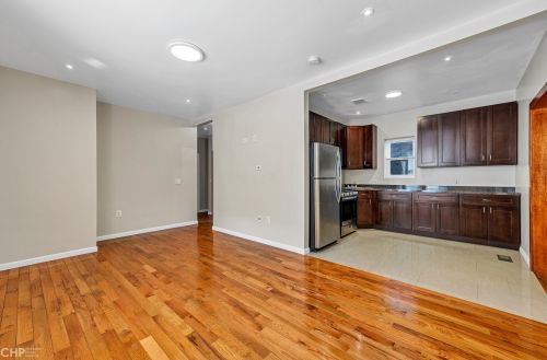 5937 Artesian Ave, Chicago IL 60645-5301 exterior