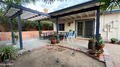 9401 Deer Trl Cir, Tucson AZ 85710-8034 exterior