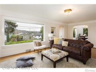 3838 38th Ave, Seattle WA  98118-1106 exterior