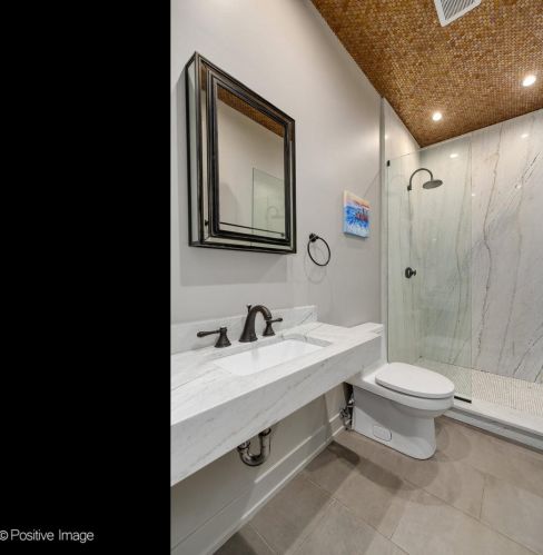 420 Grand Ave, Chicago IL 60612-1144 exterior