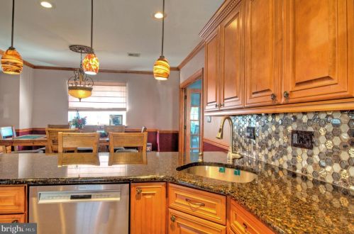 35 Collingswood Ave, Camden NJ 08107-1243 exterior