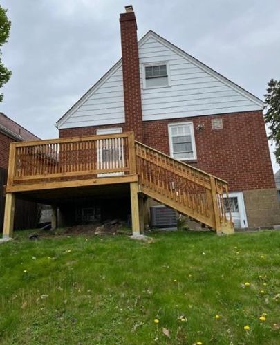 566 Highland Pl, Pittsburgh PA  15202-2928 exterior