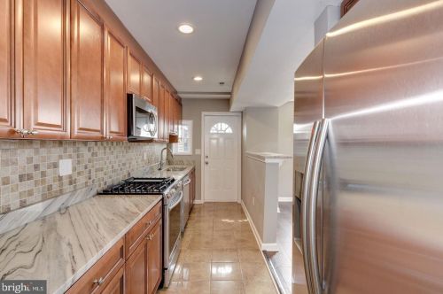 4709 Jay St, Washington DC 20019-3753 exterior