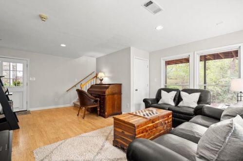 2122 Belvedere Dr, Atlanta GA  30318-1704 exterior