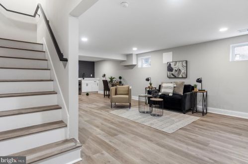 8916 Copenhaver Dr, Rockville MD  20854-3009 exterior