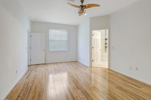 3795 54 Ave, Naples FL 34120-3218 exterior