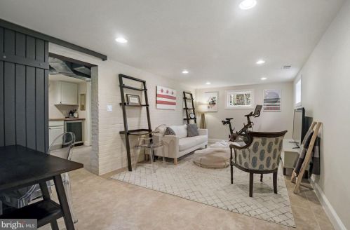 1317 Ritchie Pl, Washington DC 20017-2620 exterior