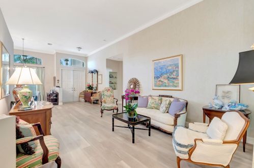 52 Lk Eden Dr, Boynton Beach FL 33435-8666 exterior