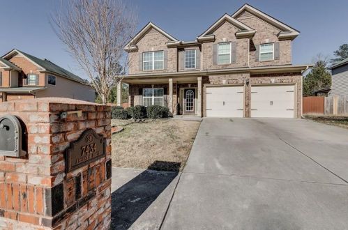 7434 Absinth Dr, Atlanta, GA 30349-8135