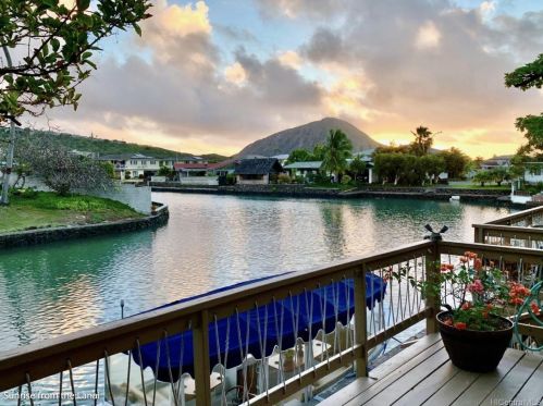 6370 Hawaii Kai Dr, Honolulu HI  96825-1261 exterior