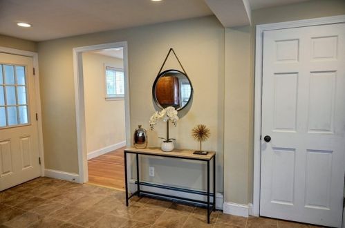 131 Wilson Ave, Quincy MA 02170-1037 exterior