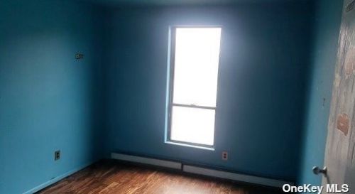 35 Bella Casa Ln, Central Islip NY 11722-2639 exterior