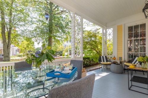 302 Angell St, Providence RI  02906-3212 exterior