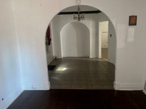 7017 Wood St, Chicago, IL 60636-3313