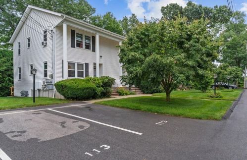 113 Forestwood Dr, Providence RI 02904-3839 exterior