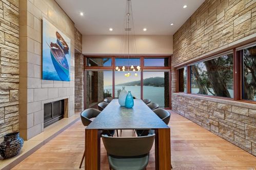 2 De Silva Is Dr, Mill Valley CA 94941-3004 exterior