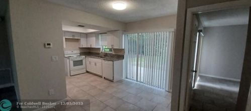 235 Summer Rd, Fort Pierce FL  34983-1730 exterior