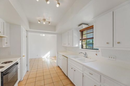 13406 Effingham St, Austin TX  78729-1926 exterior